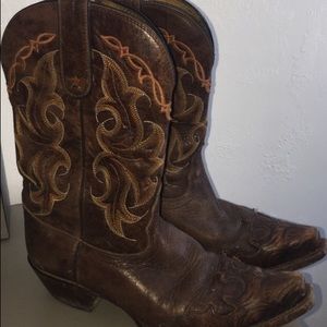 Cowgirl Boots !